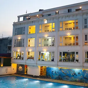 Lotus Club Boutique فندق كاتماندو