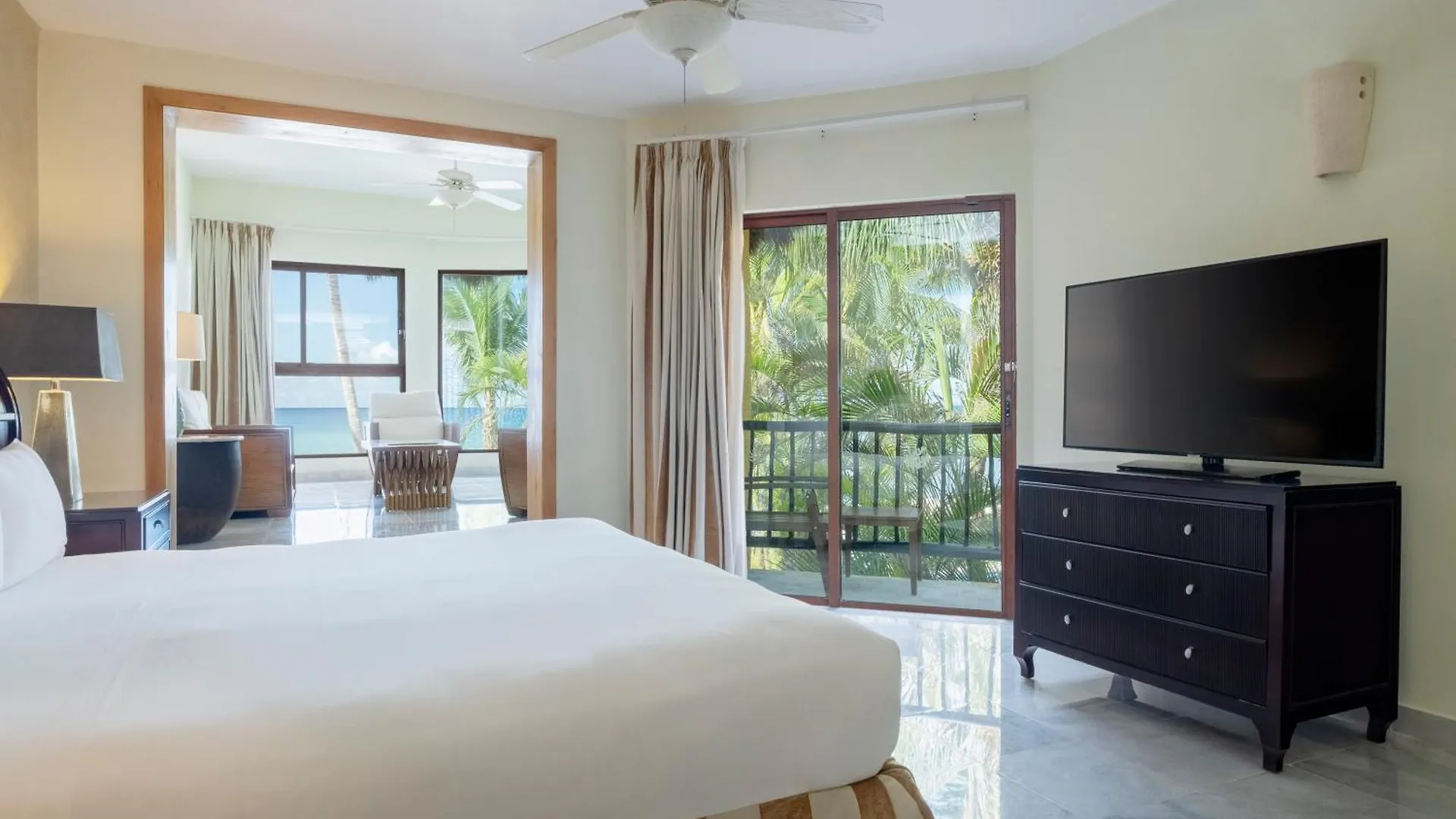 Отель Iberostar Waves Косумель Мексика